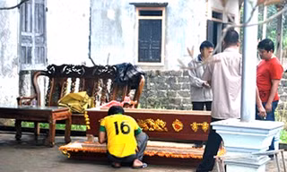 Mâu thuẫn trên bàn bi-a, đánh bạn đến chết
