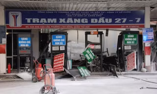 Nổ lớn tại trạm xăng dầu, khu dân cư náo loạn
