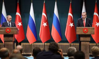 Tổng thống Nga Vladimir Putin và người đồng cấp Thổ Nhĩ Kỳ họp báo chung tại Ankara hôm 28/9. Ảnh: Sputnik