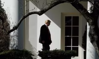 Tổng thống Donald Trump tại Nhà Trắng vào ngày 24/2. Ảnh: Reuters