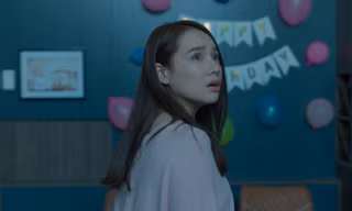 Bỏ qua sự cố òa khóc vì đến muộn, Nhã Phương vẫn ghi điểm trong trailer phim mới