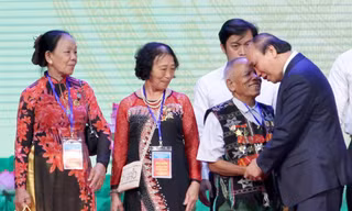 Chủ tịch nước Nguyễn Xuân Phúc: Thực hiện tốt công tác tri ân người có công với Tổ quốc