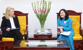 Trẻ em dân tộc thiểu số gặp nhiều khó khăn, thách thức trong cuộc sống