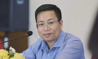 Trước một cái ác