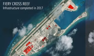Những công trình Trung Quốc xây dựng trên đá Chữ Thập thời điểm 2017. Ảnh: Telegraph/CSIS/AMTI
