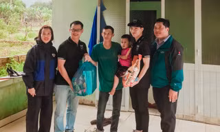 Trường ĐH Văn Lang sẽ xây sửa trường học bị hư hỏng vì bão lũ tại huyện Nam Giang 