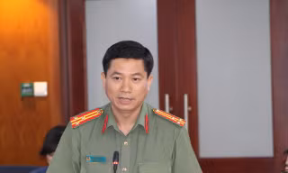 Từ vụ 2 bé gái thất lạc mẹ, Công an TPHCM cảnh báo về tội phạm mua bán người