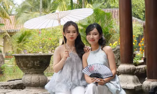 Giới trẻ tấp nập đến cù lao ở TPHCM chụp ảnh Tết 