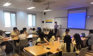 Phụ huynh Trường Quốc tế Mỹ đã đóng góp hơn 27 tỷ, nhiều người chuyển trường cho con