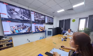 20 sinh viên một trường đại học tại TPHCM nhờ học hộ, thi hộ