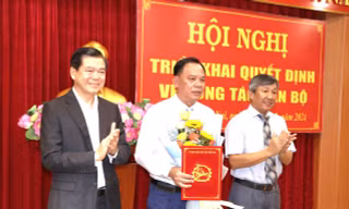 Chuẩn y chức danh Chủ tịch UBND tỉnh Đồng Nai