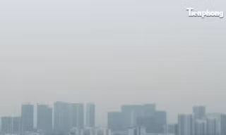 Bụi mịn bao phủ bầu trời TPHCM