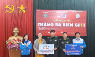 Hỗ trợ, xây dựng biên giới Lạng Sơn .Ảnh: Duy Chiến 