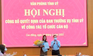 Tỉnh ủy Cao Bằng công bố quyết định về công tác cán bộ