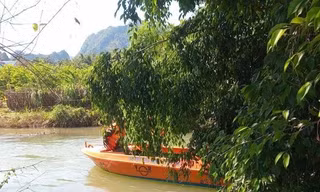 Tìm kiếm nạn nhân. 