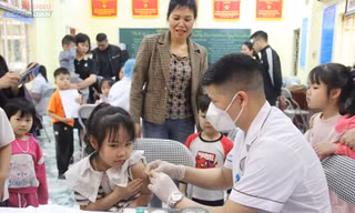 Phòng bệnh sởi ở thành phố Lạng Sơn.