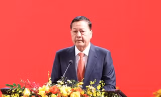 Khép lại kỷ nguyên cay đắng của Campuchia