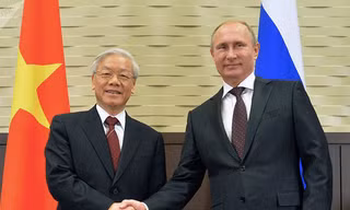 Tổng Bí thư Nguyễn Phú Trọng hội đàm với Tổng thống Vladimir Putin tại Sochi trong chuyến thăm chính thức Nga tháng 11/2014. (Ảnh: Sputnik) 