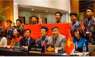 Đoàn Việt Nam do Thứ trưởng Ngoại giao Nguyễn Minh Vũ dẫn đầu tham dự kỳ họp. (Ảnh: Mofa)