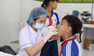 Luật đã quy định BHYT đối với HSSV là bắt buộc, không phải là tự nguyện. Ảnh minh họa: Internet