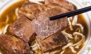 Tô mì bò giá hơn 320 USD ở Đài Loan