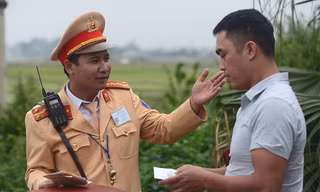 Bị phát hiện dương tính với ma tuý, tài xế nói chỉ uống thuốc ho