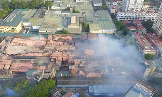 Vụ cháy nhà máy Rạng Đông gây ảnh hưởng lớn đến cuộc sống của người dân, thiệt hại nặng cho doanh nghiệp này