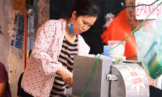 Kiếm bạc triệu mỗi ngày nhờ mía đá vỉa hè