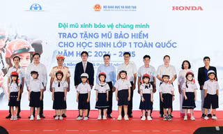 Honda Việt Nam phát động Trao tặng mũ bảo hiểm cho học sinh lớp 1 miền Trung năm học 2024–2025