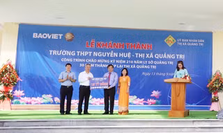 Tập đoàn Bảo Việt dành 15 tỷ đồng xây dựng Trường THPT Nguyễn Huệ, Quảng Trị