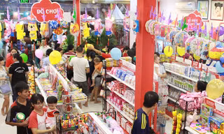 Sức nóng của thị trường mẹ và bé đang "hút" sự đầu tư của nhiều quỹ nước ngoài