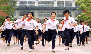 Hà Nội công bố điểm chuẩn đào tạo song bằng lớp 6 và lớp 10
