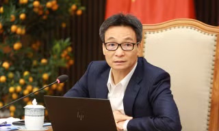 Đưa học sinh trở lại trường học, không ràng buộc điều kiện tiêm vắc xin với trẻ 5- 11 tuổi