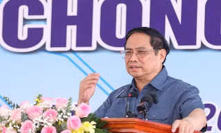 Thủ tướng: Nếu làm chậm tiến độ, kéo dài thì đội vốn, gây lãng phí lớn