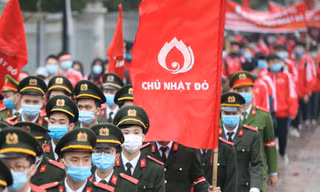 Sinh viên Hà Nội hào hứng tham gia hiến máu trong ngày hội Chủ Nhật Đỏ 2021