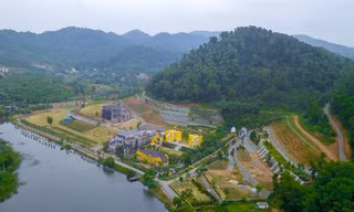 Cận cảnh những công trình 'xẻ thịt' đất rừng Sóc Sơn
