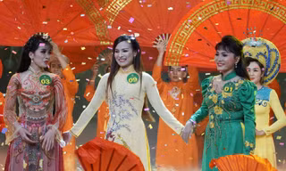 Nguyễn Thị Diệu Hiền đến từ Long An đoạt Chuông vàng vọng cổ 2021