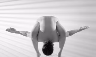 Đưa ảnh nude lên triển lãm 3D online 