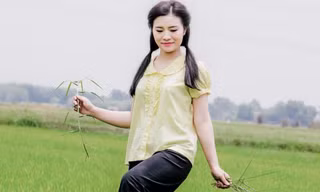 Á khôi Duyên dáng Áo dài ra mắt MV về mẹ