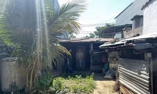 Mất vàng, tiền hơn 1,5 tỉ giấu trong phuy lúa trước hiên nhà