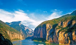 Con sông nào dài nhất Châu Á?