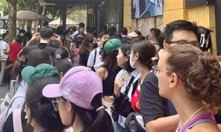 Dịp 2/9: Học sinh, sinh viên háo hức trải nghiệm tour học lịch sử tại Thủ đô