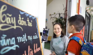 Dự thảo luật Nhà giáo vừa được Bộ GD&ĐT công bố lấy ý kiến về nhiều nội dung, trong đó có việc cấp chứng chỉ hành nghề cho nhà giáo.