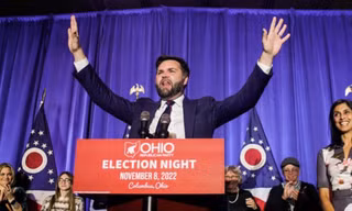 JD Vance phát biểu trước các cử tri Ohio ngày 8/11. (ảnh: Getty)
