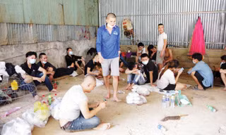 Nhóm người Việt bỏ chạy khỏi sòng bài ở Campuchia về An Giang