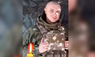 Vitaly Skakun Volodymyrovych quyết định tự nổ tung mình để phá huỷ cây cầu. (Ảnh: FB)