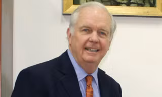 Ông Thomas Vallely, Giám đốc Chương trình Việt Nam tại Đại học Harvard
