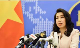 Bà Lê Thị Thu Hằng