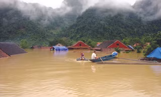 Nhiều vùng ngập chìm trong lũ