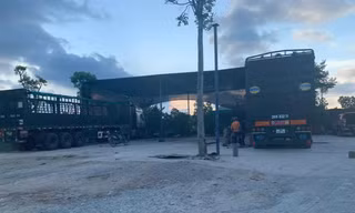 Xưởng sửa xe dựng trái phép trên đất nông nghiệp vì sao chưa bị tháo dỡ? 